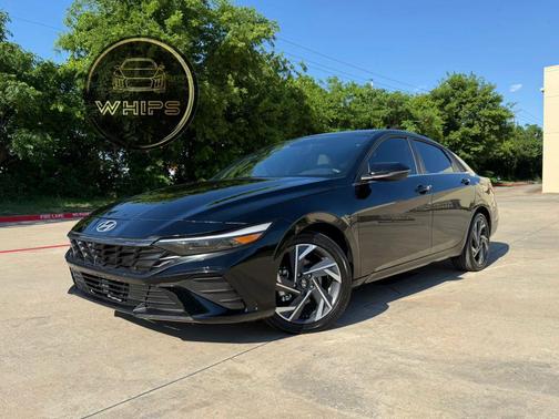 Abyss Black 2025 Hyundai ELANTRA HEV Limited
