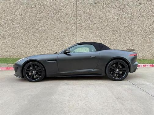 2014 Jaguar F-TYPE V8 S