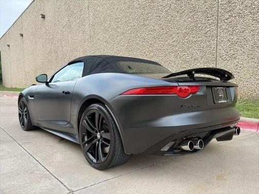 2014 Jaguar F-TYPE V8 S