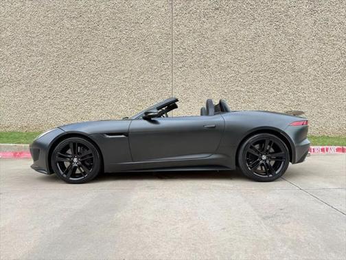 2014 Jaguar F-TYPE V8 S