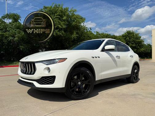 Bianco 2018 Maserati Levante Base