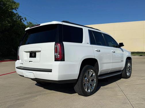 White 2019 GMC Yukon SLT