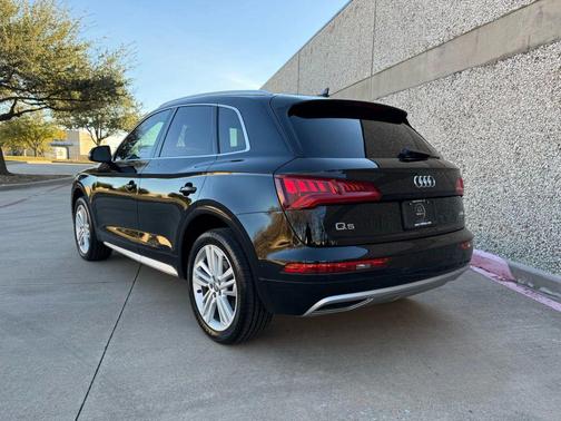 2018 Audi Q5 2.0T Tech Premium