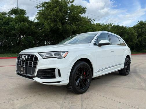 Carrara White 2020 Audi Q7 55 Premium Plus