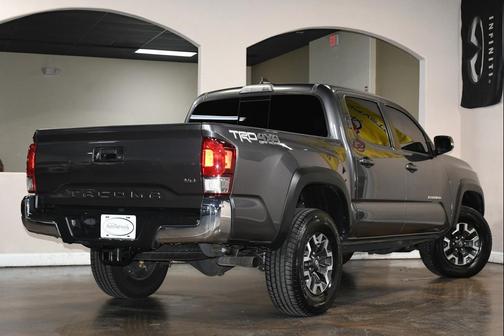 2017 Toyota Tacoma Base