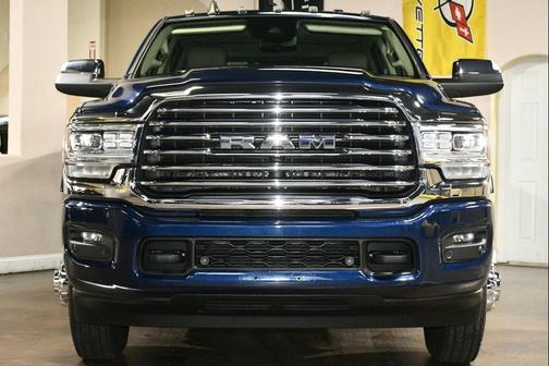 Patriot Blue Pearlcoat 2021 RAM 3500 Longhorn