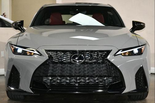 incognito 2025 Lexus IS 350 Base