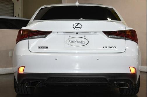 2018 Lexus IS 300 Base
