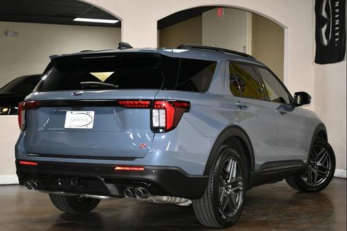 Vapor Blue 2025 Ford Explorer ST