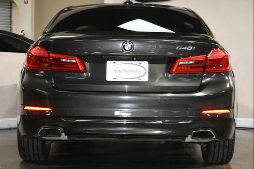 2019 BMW 540 540i