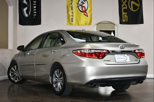 2017 Toyota Camry XLE