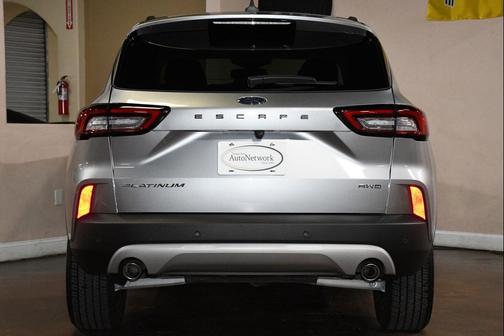 Iconic Silver Metallic 2024 Ford Escape Platinum