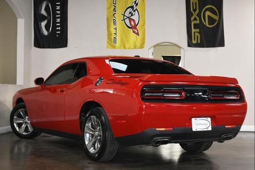 2020 Dodge Challenger SXT