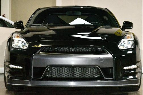 Jet Black 2013 Nissan GT-R Black Edition
