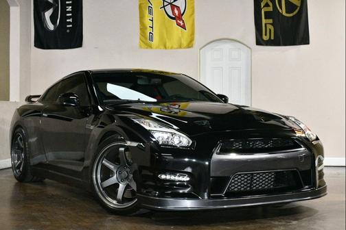 Jet Black 2013 Nissan GT-R Black Edition