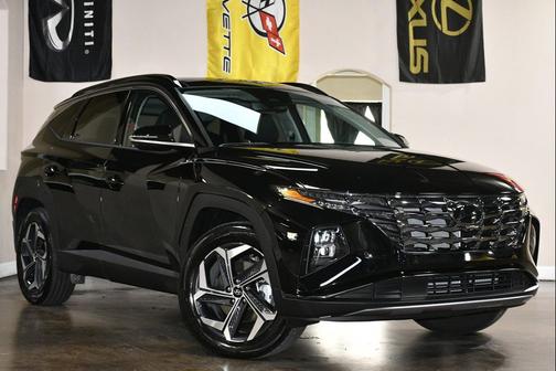 Black Pearl 2024 Hyundai TUCSON Hybrid Limited