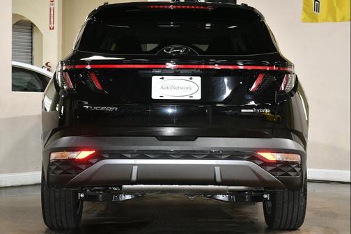 Black Pearl 2024 Hyundai TUCSON Hybrid Limited