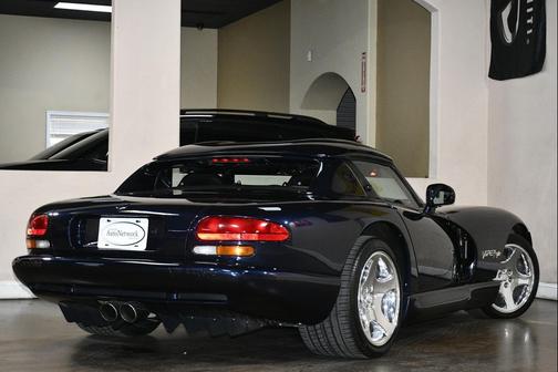 2001 Dodge Viper RT/10