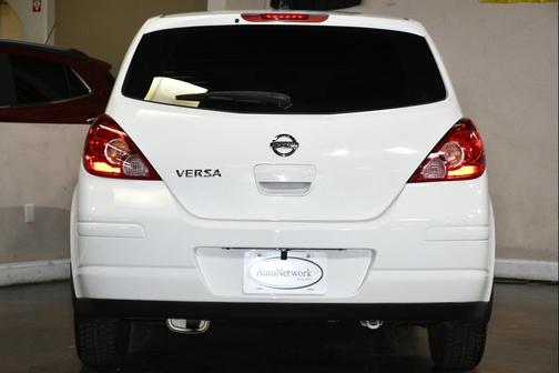2009 Nissan Versa 1.8 S