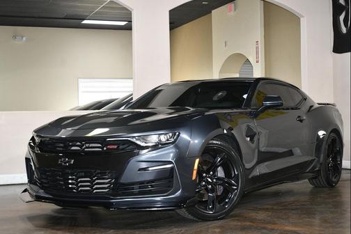 Shadow Gray Metallic 2019 Chevrolet Camaro 1SS