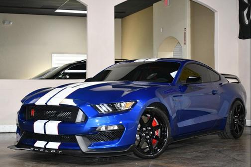 2018 Ford Shelby GT350R Base