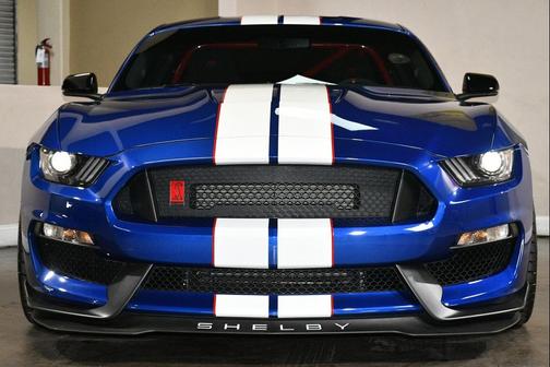 2018 Ford Shelby GT350R Base