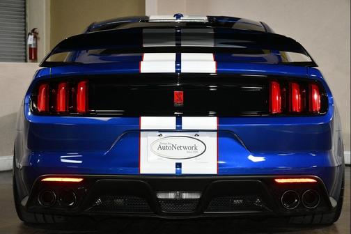2018 Ford Shelby GT350R Base