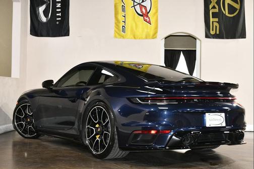 2021 Porsche 911 Turbo