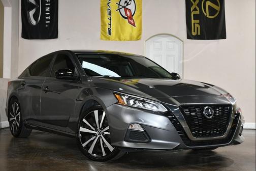 Gun Metallic 2020 Nissan Altima SR FWD