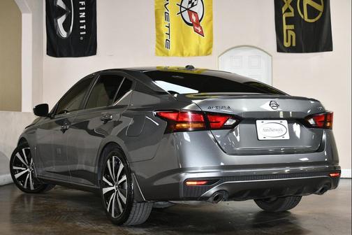 Gun Metallic 2020 Nissan Altima SR FWD