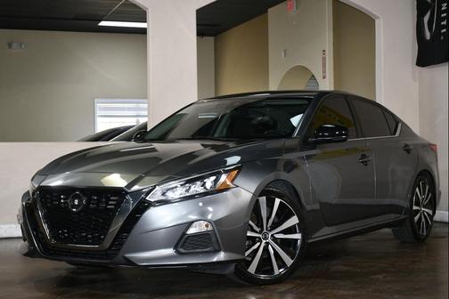 Gun Metallic 2020 Nissan Altima SR FWD