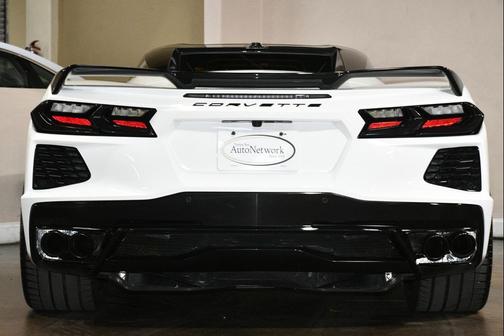 Arctic White 2022 Chevrolet Corvette Stingray w/2LT
