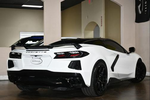 Arctic White 2022 Chevrolet Corvette Stingray w/2LT