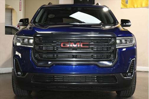 2023 GMC Acadia AWD AT4