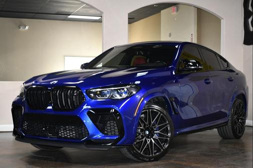 2023 BMW X6 M SUV
