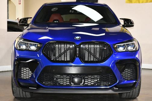 2023 BMW X6 M SUV