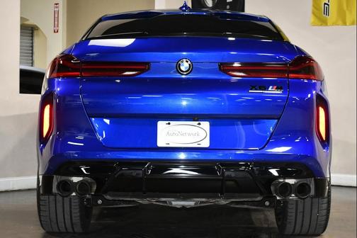2023 BMW X6 M SUV