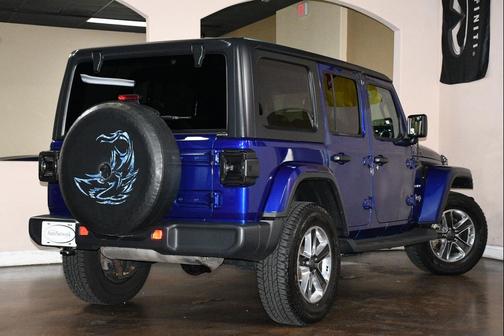 Ocean Blue Metallic Clearcoat 2018 Jeep Wrangler Unlimited Sahara