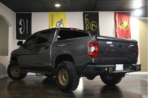 2018 Toyota Tundra SR5