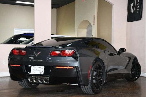 Watkins Glen Gray Metallic 2017 Chevrolet Corvette Stingray