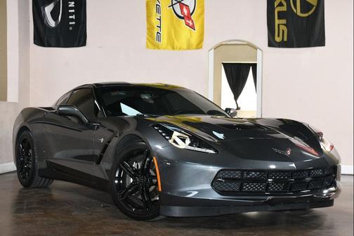 Watkins Glen Gray Metallic 2017 Chevrolet Corvette Stingray