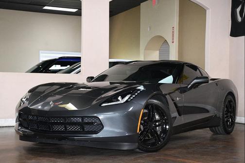Watkins Glen Gray Metallic 2017 Chevrolet Corvette Stingray
