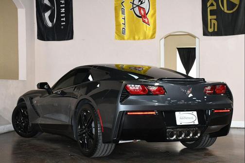 Watkins Glen Gray Metallic 2017 Chevrolet Corvette Stingray