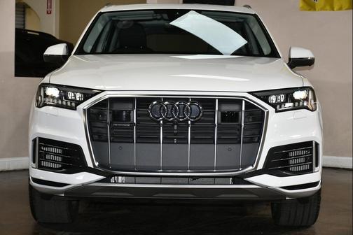 2023 Audi Q7 55 Prestige