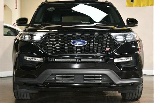 Agate Black Metallic 2023 Ford Explorer ST