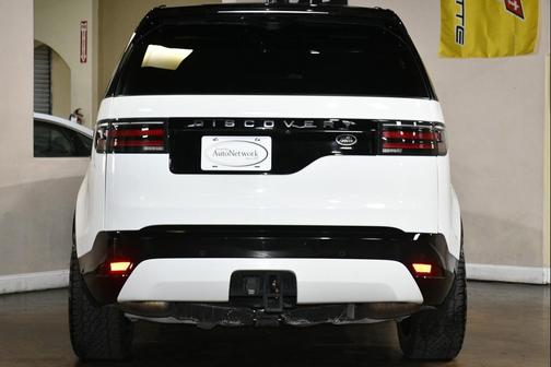 Fuji White 2021 Land Rover Discovery P360 HSE R-Dynamic