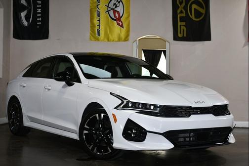 Glacial White Pearl 2022 Kia K5 GT-Line