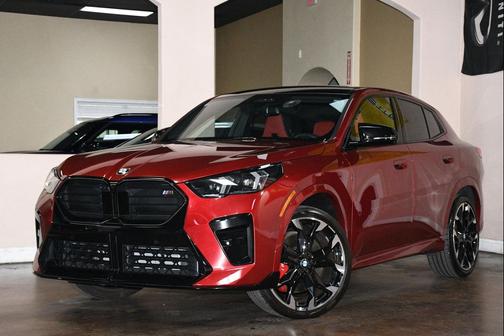 Vegas Red Metallic 2025 BMW X2 M35i
