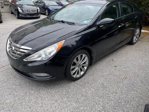 2013 Hyundai SONATA SE