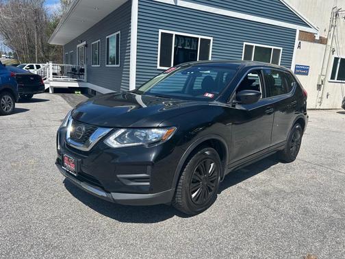 Magnetic Black Pearl 2019 Nissan Rogue S